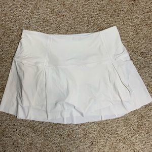 Lululemon Size 8 Skirt